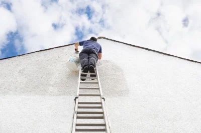Peinture extérieure aux Ormes — façades et ravalement
